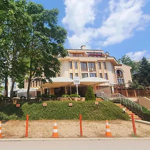 Отель Family Classic, Варна
