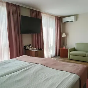 Отель Hugo, Варна